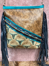 Load image into Gallery viewer, Designer Longhorn Skulls and Barbed Wire Crossbody