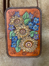 Load image into Gallery viewer, Sunflower Bouquet