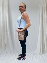 Load image into Gallery viewer, Western Floral