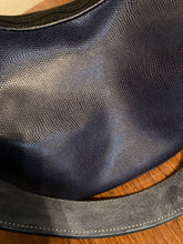 Load image into Gallery viewer, Columbine Beauty