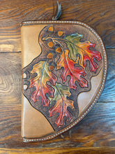 Load image into Gallery viewer, Small Oak Leaf Tooled Pistol Case
