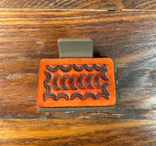 Load image into Gallery viewer, Claw Clip. Small - Decorative Stamped Leather
