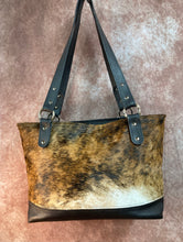 Load image into Gallery viewer, Urban Tote - Tri-Color Brindle Hair-on-Hide
